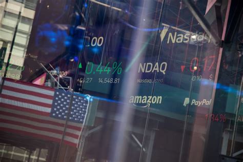 worldoftechy.com|Hedge Funds Sell Tech Stocks ‘Aggressively,’ Goldman Says.